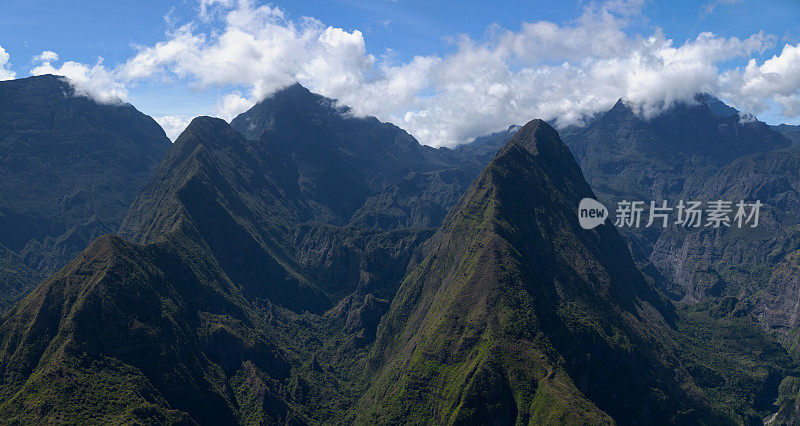 太阳马戏团(Cirque de Mafate